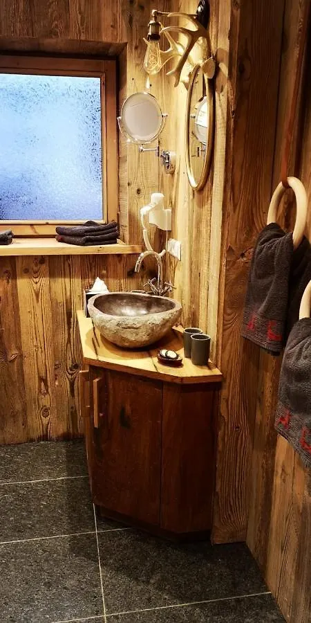 Superior Suite Bergparadies Sauna - Barrierfree インツェル